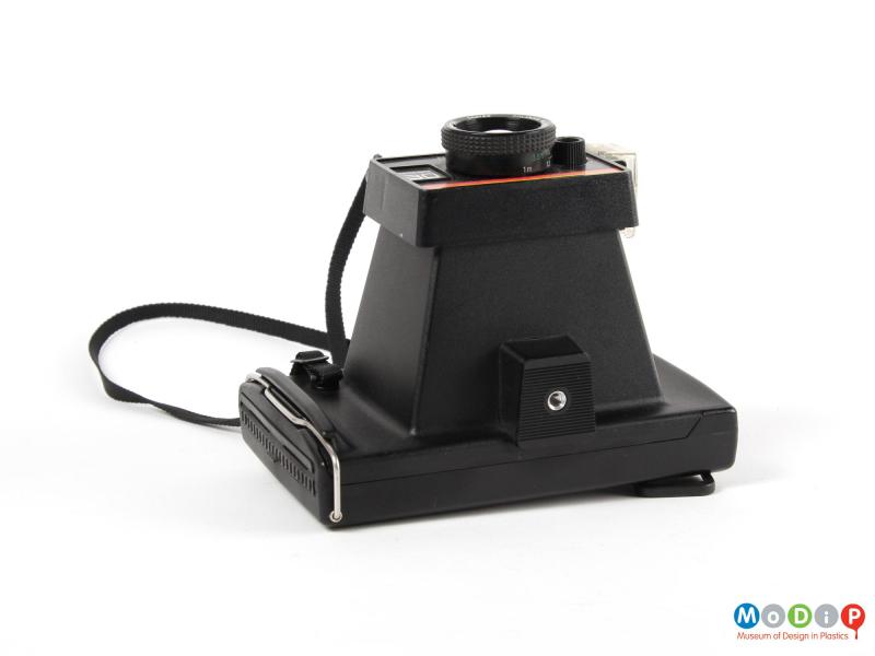 Polaroid Instant 30 land camera | Museum of Design in Plastics
