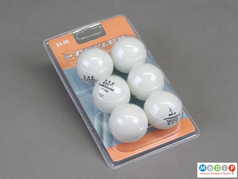 Dunlop table tennis balls | Museum of Design in Plastics