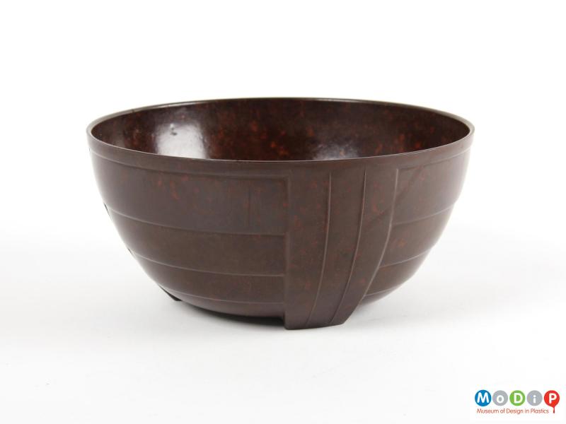 Brown Seaforth bowl | Museum of Design in Plastics