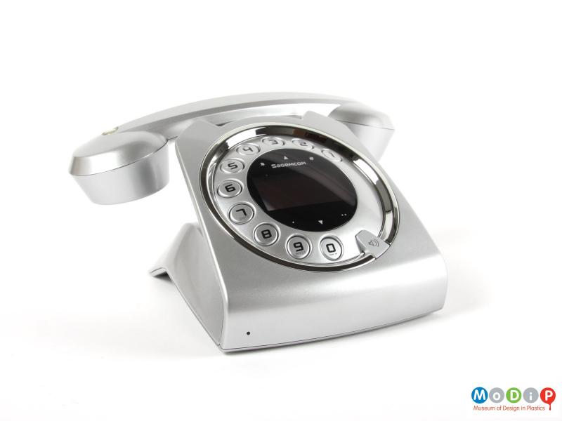 Sagemcom Sixty telephone | Museum of Design in Plastics