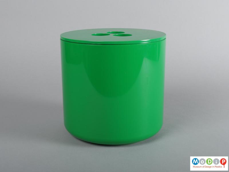 Side view of an ice bucket showing the straight sides.