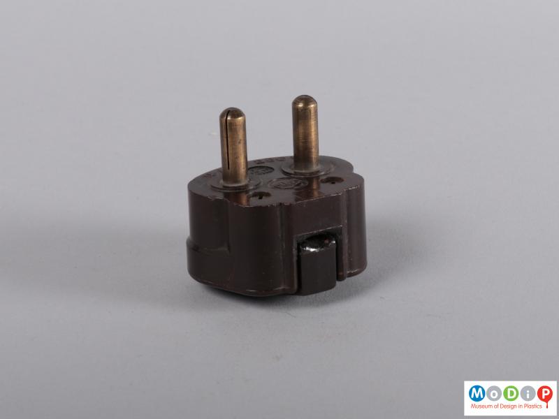 Side view of a plug showing the two pins.
