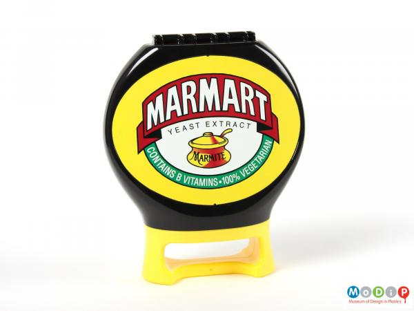 Front view of a Marmart lunch box showing the shape of the inverted squeezy bottle it is modelled on.