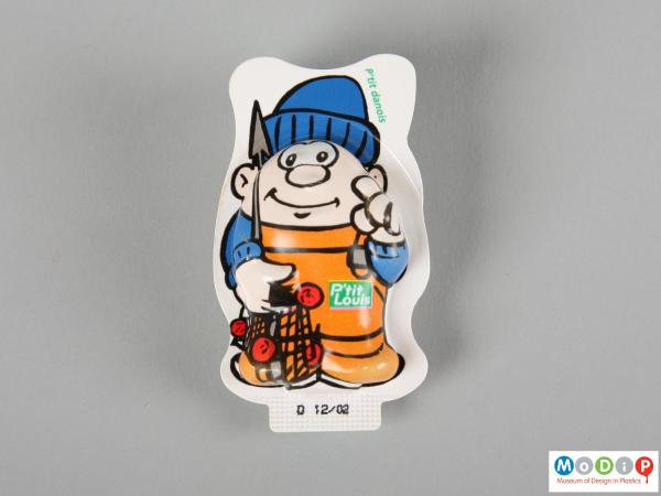 Front view of a P'tit Louis cheese spread packet showing the printed figure.