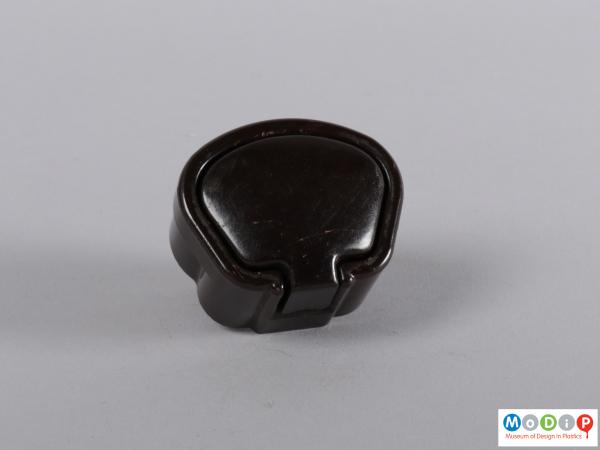 Rear view of a plug showing the rounded shape.