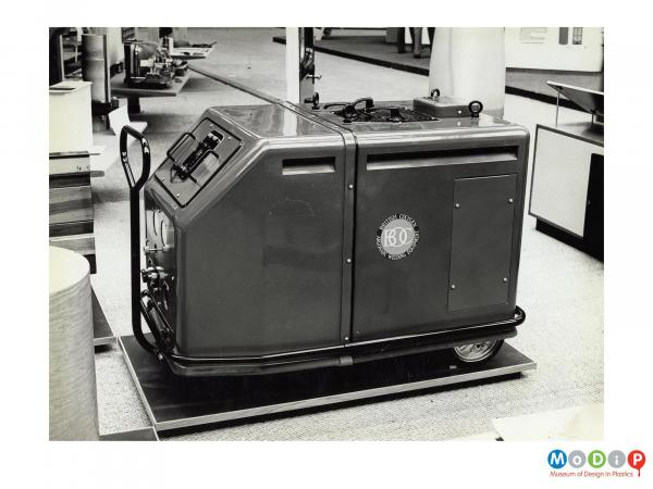 Scanned image showing a welding unit with a resin case.