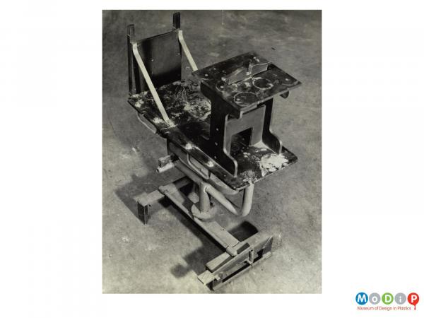 Scanned image showing a finidhing jig.