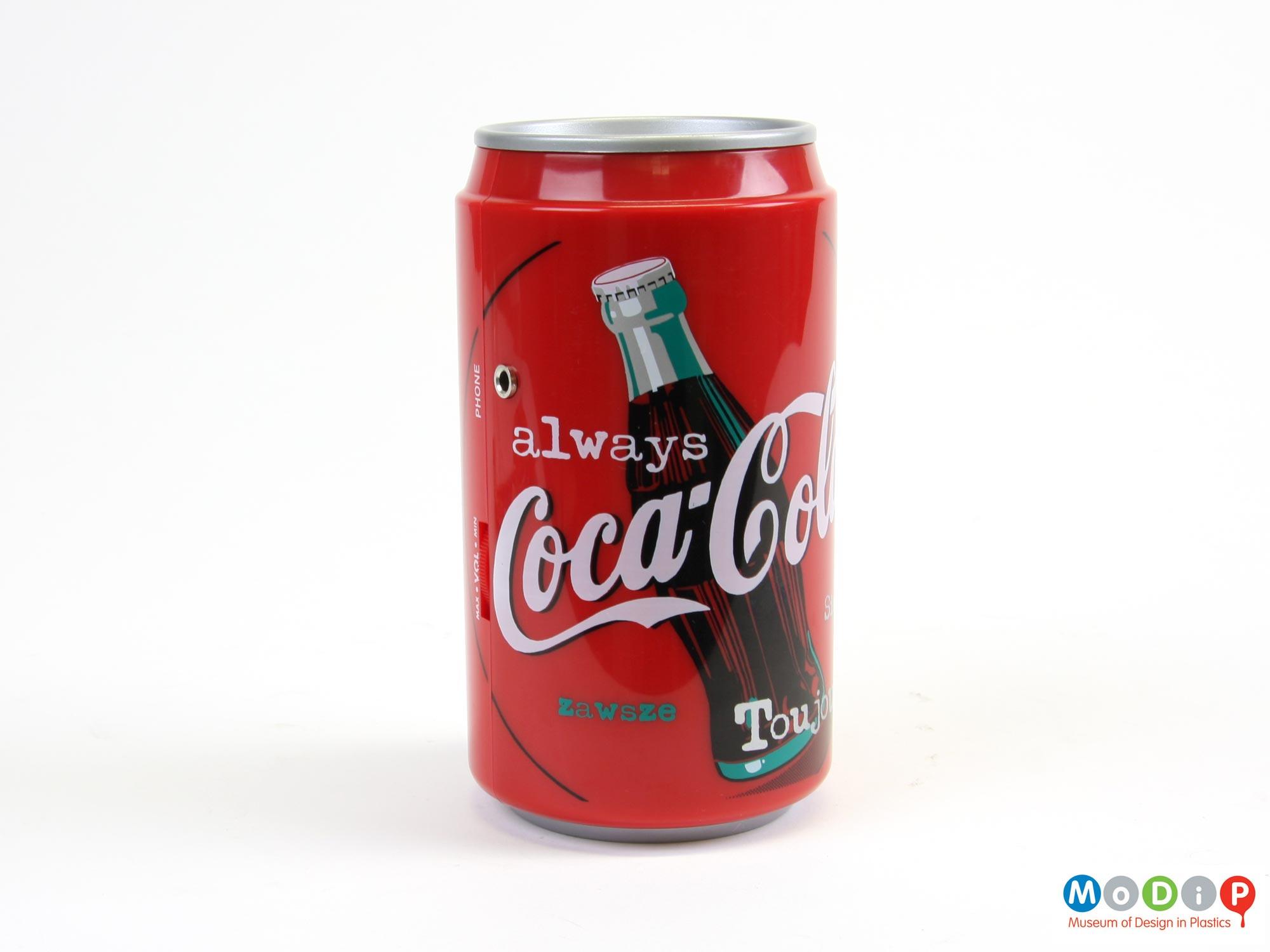 Coca-cola can radio | Museum of Design in Plastics