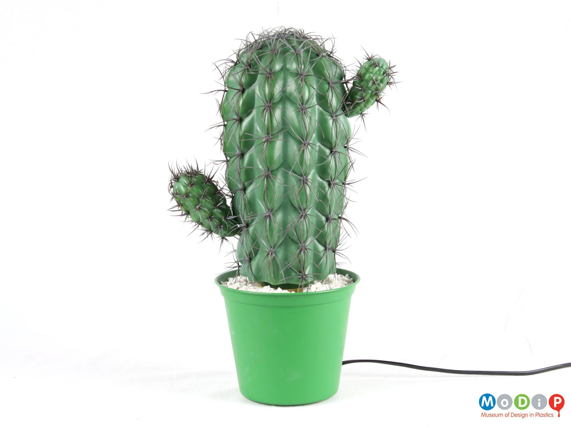 Cactus lamp | Museum of Design in Plastics