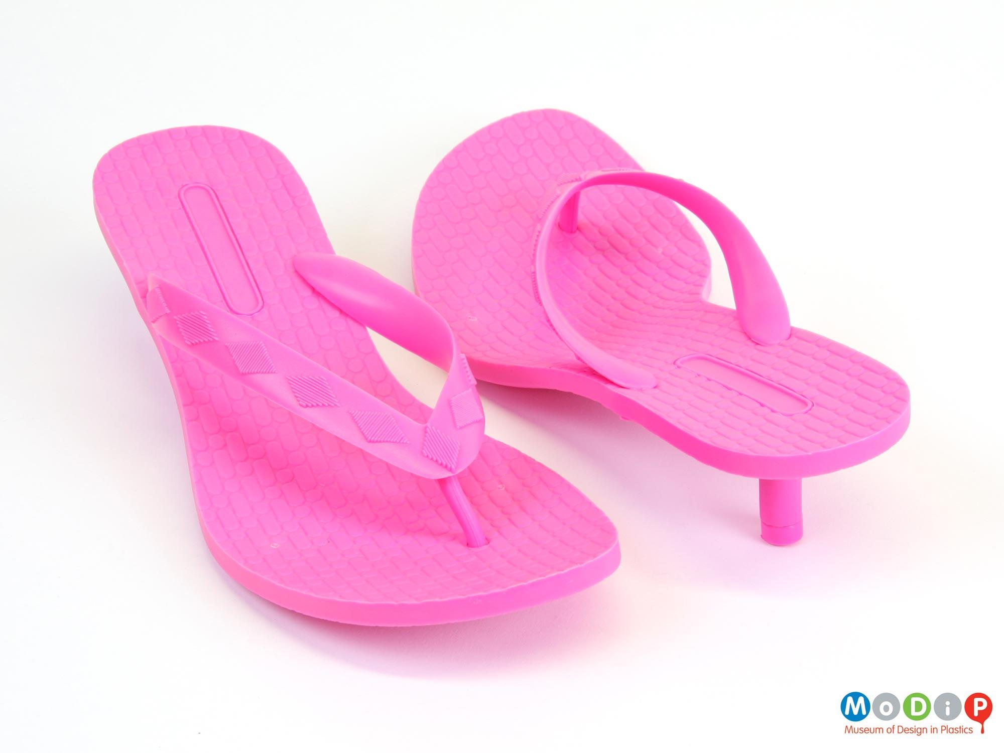 Bright pink flip flops with kitten heel | Museum of Design in Plastics