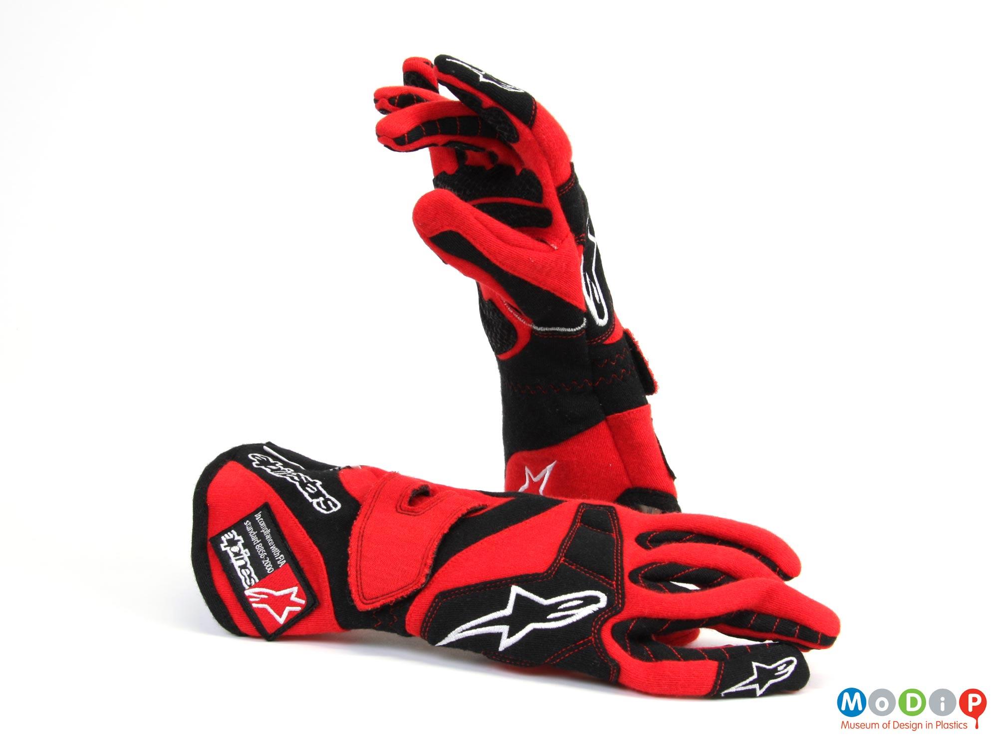 Alpinestars Tech 1-Z Race Gloves | Museum of Design in Plastics