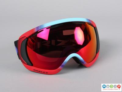 Front view of a pair of goggles showing the coloured lens.